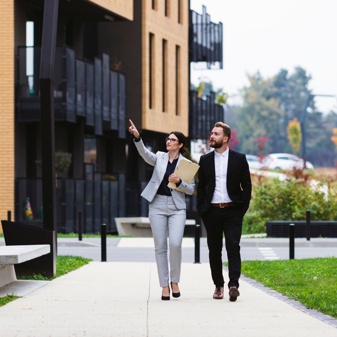 a man an woman auditing a community