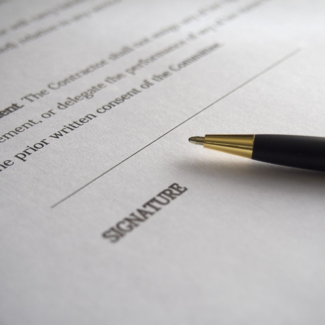 contract signature line